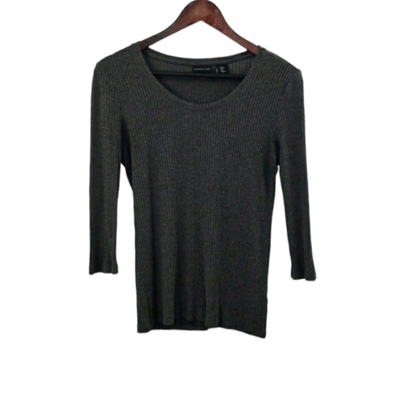 Rachel Zoe Ribbed Gray Quarter Sleeve Dark Gray Knit Top - Picture 1 of 8